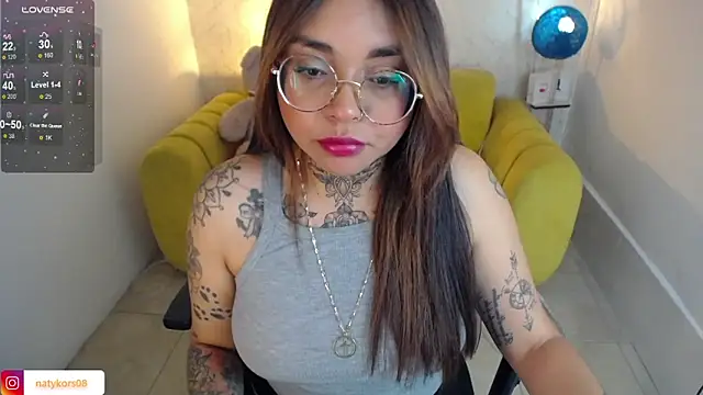 Snapshot of natyk_m chatting on February 2025 07:17:01 PM natyk m online show from February 2025 07:17:01 PM