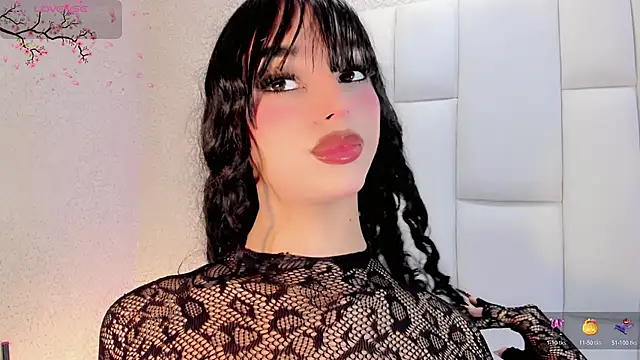 Angeles Busst online show from November 2025 08:24:02 PM