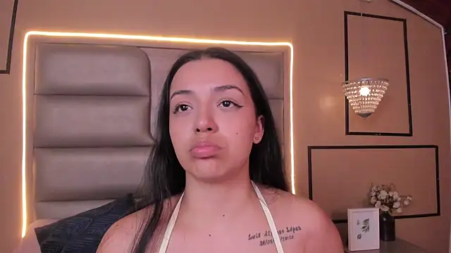 Snapshot of CAYLINCOLLINS chatting on February 2026 03:16:02 AM CAYLINCOLLINS online show from February 2026 03:16:02 AM