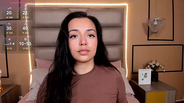 CAYLINCOLLINS online show from May 2026 03:12:01 AM
