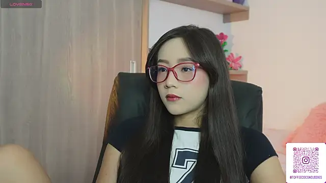 sophi lii online show from April 2026 08:40:02 PM
