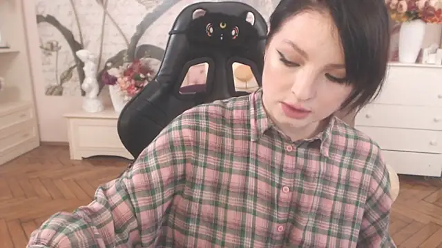 BritneyBarker online show from April 2026 02:31:01 AM