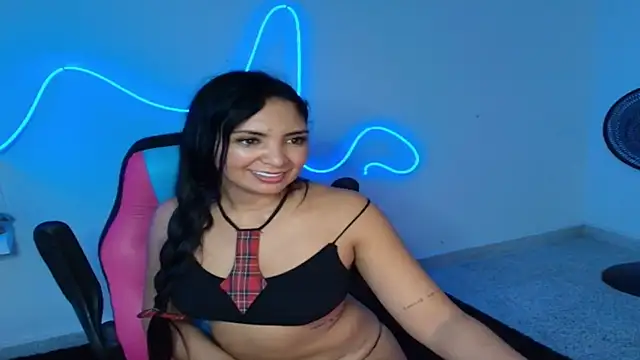 Snapshot of gisell363472 chatting on November 2025 12:27:02 AM gisell363472 online show from November 2025 12:27:02 AM