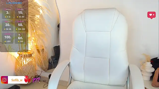 Sofi BBW online show from April 2026 12:44:02 PM
