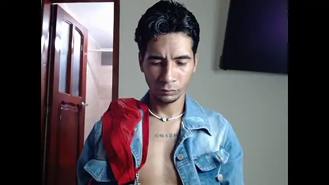 Snapshot of King_Liam chatting on January 2025 02:14:01 AM King Liam online show from January 2025 02:14:01 AM