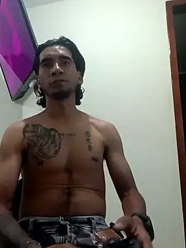 Snapshot of King_Liam chatting on April 2026 05:01:02 AM King Liam online show from April 2026 05:01:02 AM