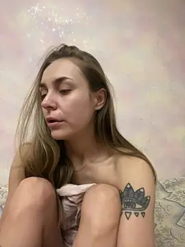 White Lu online show from January 2025 11:24:01 PM