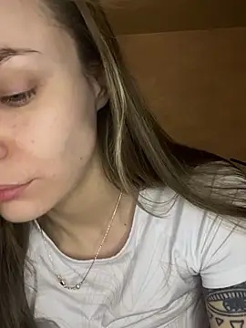 White Lu online show from February 2025 12:16:01 AM