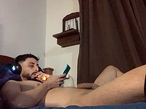 Snapshot of Nooneisthis chatting on March 2026 06:20:01 AM Nooneisthis online show from March 2026 06:20:01 AM