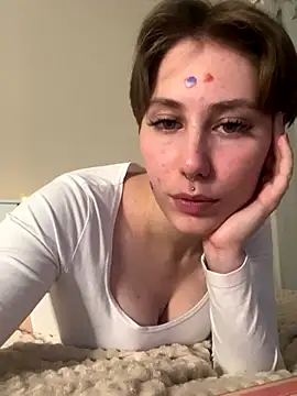 Snapshot of Molli_Luv chatting on September 2025 03:45:01 PM Molli Luv online show from September 2025 03:45:01 PM