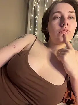 Molli Luv online show from March 2026 01:31:01 AM