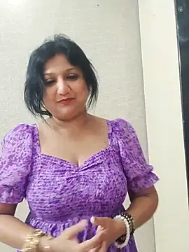 horny lizia online show from May 2026 04:45:01 PM