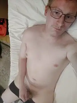 Arttuforyounakedboy online show from March 2026 02:31:02 PM