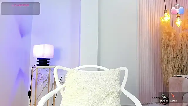 Snapshot of alana_rossetti chatting on March 2026 12:34:01 PM alana rossetti online show from March 2026 12:34:01 PM