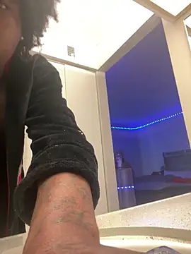 squirmxx10 online show from February 2026 10:36:01 PM