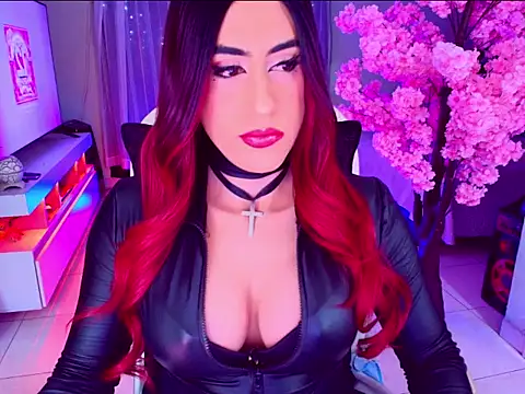 latexgoddes online show from November 2025 04:00:01 AM