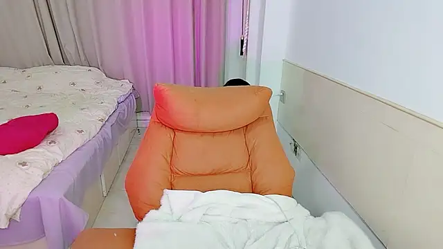 Snapshot of Song_99 chatting on October 2025 02:07:01 PM Song 99 online show from October 2025 02:07:01 PM