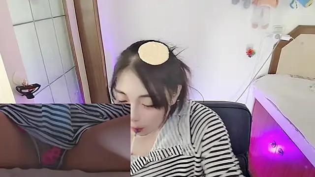 Song 99 online show from March 2026 04:07:01 AM