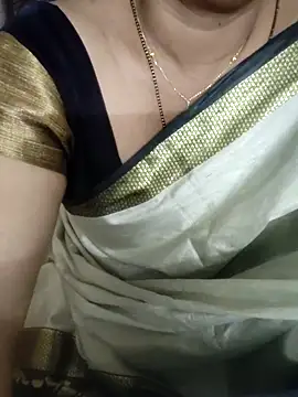 laxmitelugu78 online show from October 2025 03:57:02 PM