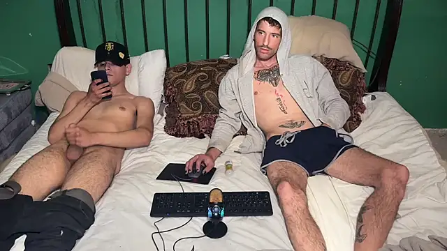 Snapshot of badrolemodelx chatting on March 2026 02:43:01 PM badrolemodelx online show from March 2026 02:43:01 PM