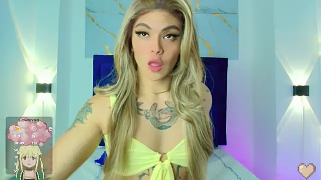 Snapshot of REBECA_VALENTINE chatting on February 2025 11:33:02 PM REBECA VALENTINE online show from February 2025 11:33:02 PM