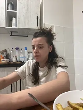 Snapshot of bunnythetailor chatting on November 2025 08:57:01 PM bunnythetailor online show from November 2025 08:57:01 PM