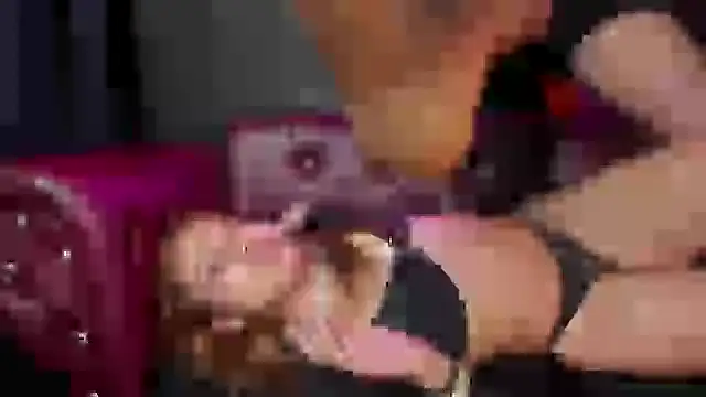 Snapshot of Nikki_and_Mayk chatting on February 2025 06:01:01 AM Nikki and Mayk online show from February 2025 06:01:01 AM