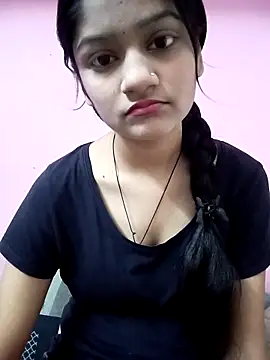 Snapshot of Tanu-00 chatting on October 2025 01:40:02 PM Tanu-00 online show from October 2025 01:40:02 PM