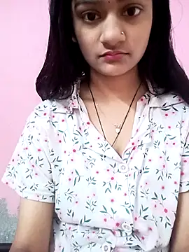 Snapshot of Tanu-00 chatting on November 2025 05:31:02 AM Tanu-00 online show from November 2025 05:31:02 AM