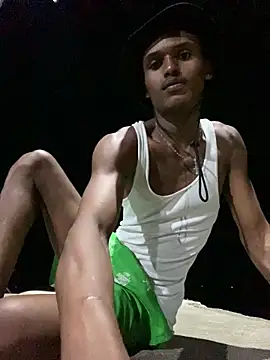 Snapshot of kenner_jacksom chatting on October 2025 01:01:02 AM kenner jacksom online show from October 2025 01:01:02 AM