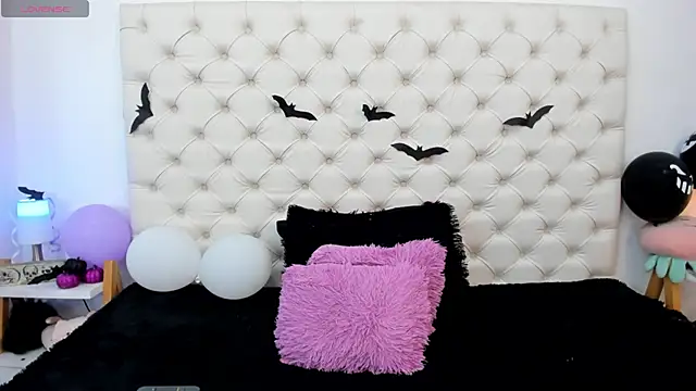 esmeralda06 online show from October 2025 03:01:02 PM