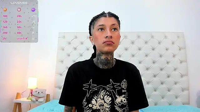 esmeralda06 online show from May 2026 04:11:01 PM