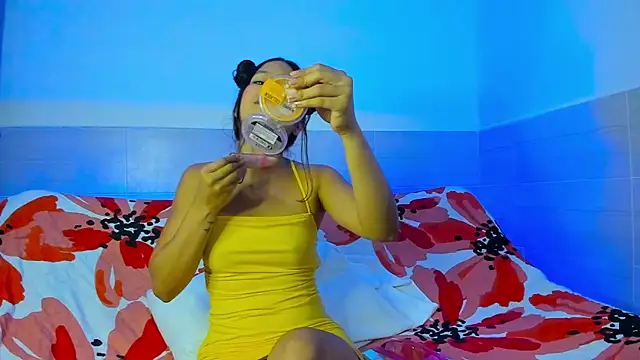 Ximena  1 online show from February 2025 09:10:01 AM