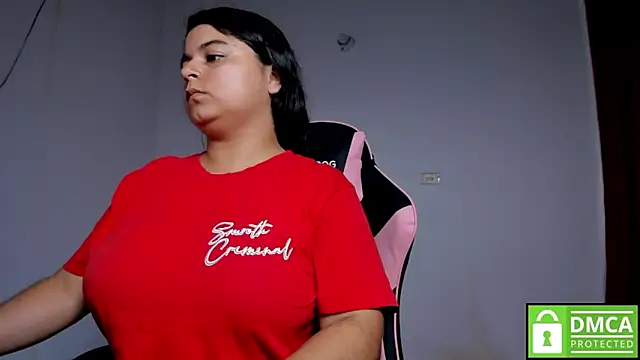 Little Shaara online show from November 2025 08:43:02 PM