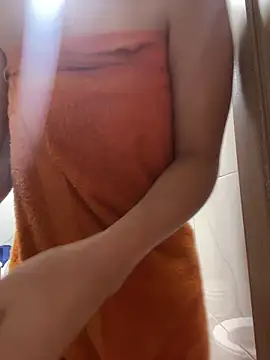 Bonet iris online show from January 2026 07:34:01 PM