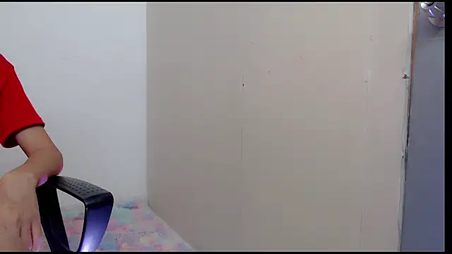 Snapshot of Alexxx_lov chatting on March 2025 12:33:02 PM Alexxx lov online show from March 2025 12:33:02 PM