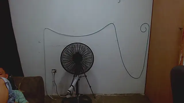 Alexxx lov online show from May 2026 12:13:01 PM