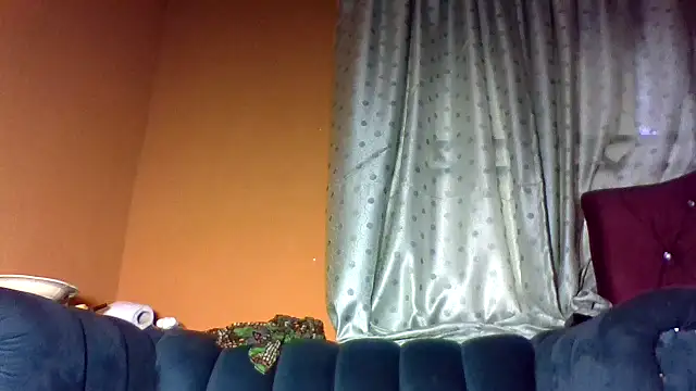 Snapshot of philippiano33 chatting on November 2025 03:33:02 PM philippiano33 online show from November 2025 03:33:02 PM