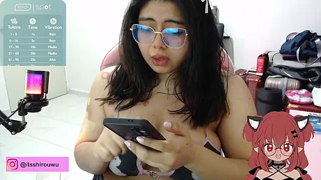 Snapshot of its-shiro chatting on June 2026 04:48:02 AM its-shiro online show from June 2026 04:48:02 AM