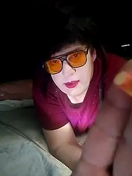 Snapshot of Adrianka chatting on September 2025 12:20:01 PM Adrianka online show from September 2025 12:20:01 PM