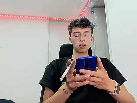 Juanmres online show from September 2025 11:20:02 PM