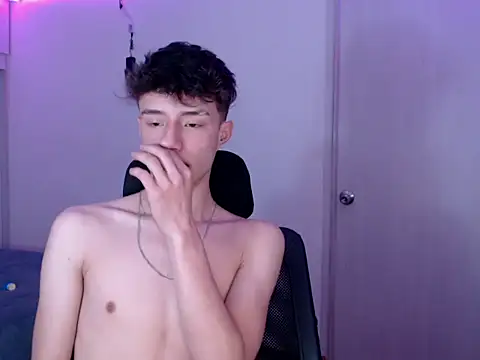 Juanmres online show from March 2026 09:09:02 PM