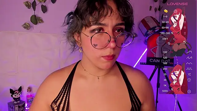 Ludovica6669 online show from February 2025 06:56:02 PM