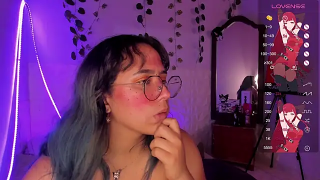 Ludovica6669 online show from February 2025 07:19:02 PM