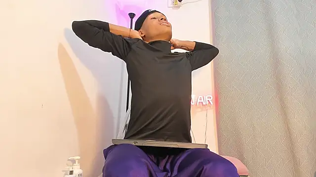 viankaa miller online show from September 2025 02:57:02 AM