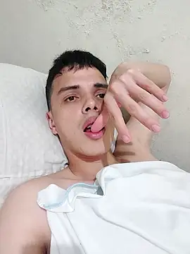 Snapshot of xxaviermendez chatting on October 2025 12:38:01 AM xxaviermendez online show from October 2025 12:38:01 AM