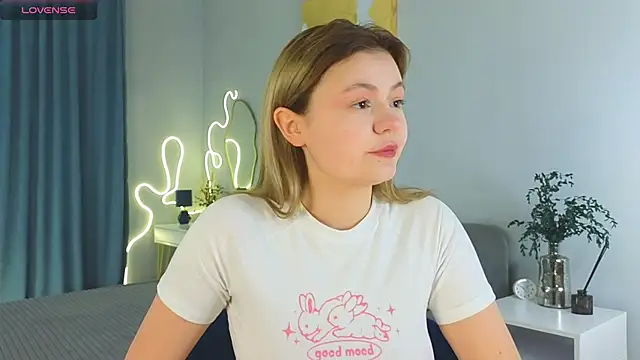 DownyClouds online show from February 2025 08:15:02 AM