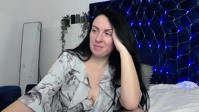 Snapshot of JacquelineElle chatting on February 2025 09:16:01 PM JacquelineElle online show from February 2025 09:16:01 PM