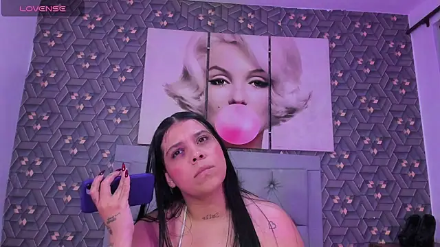 Emily rivera78 online show from May 2026 03:34:01 AM