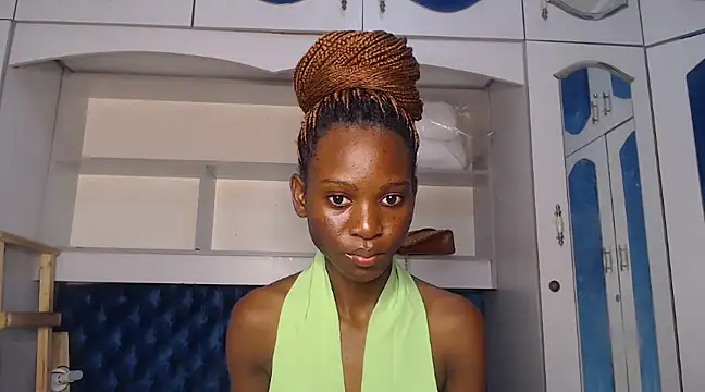 Snapshot of YoungDiva69 chatting on February 2025 06:22:02 PM YoungDiva69 online show from February 2025 06:22:02 PM